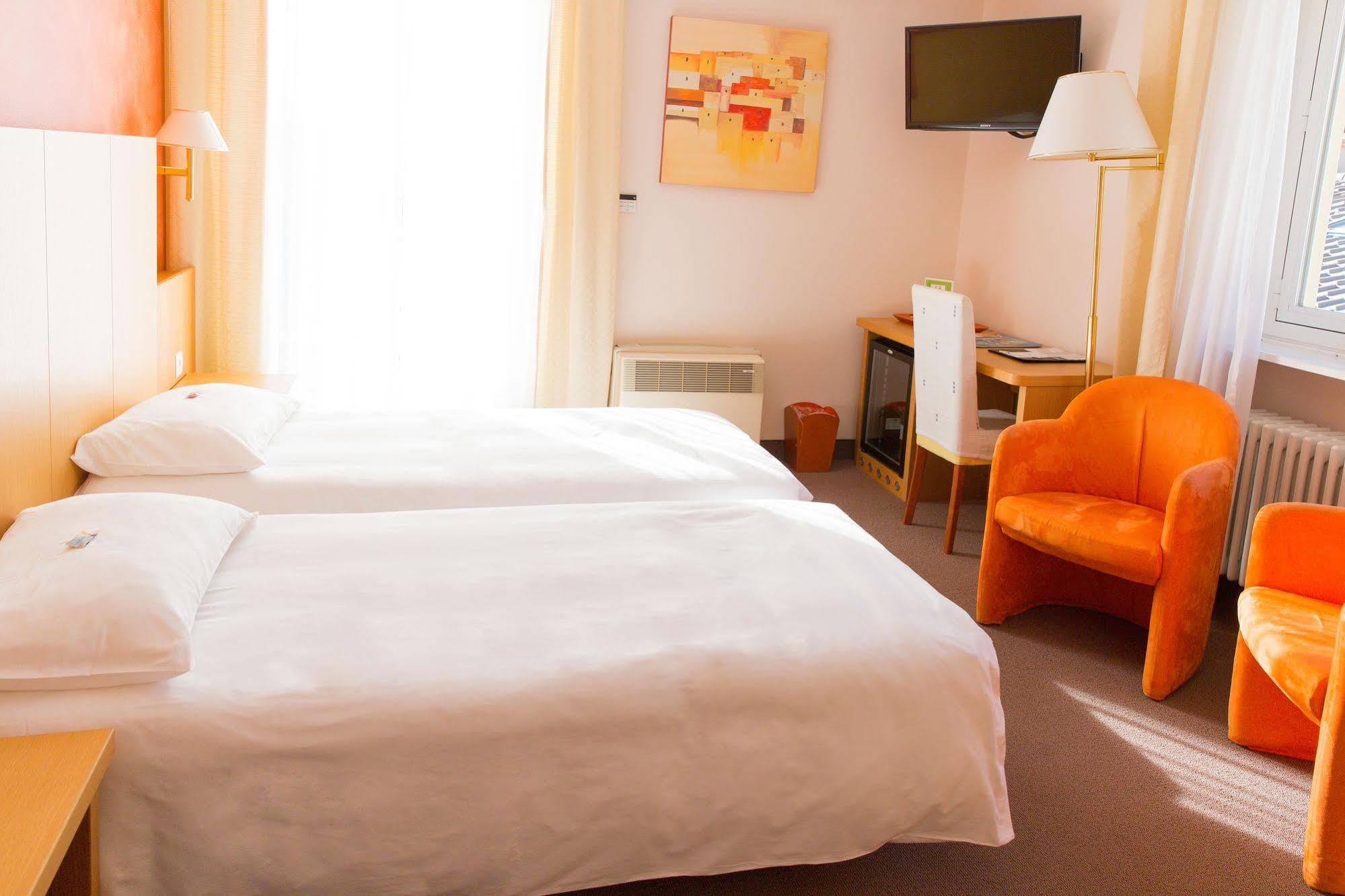 Hotel Du Lac Локарно Экстерьер фото